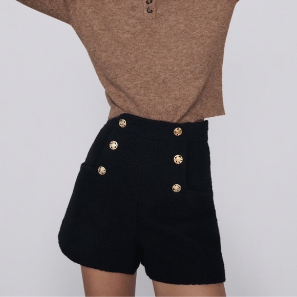 Zara Black Textured High Waisted Shorts with Gold Buttons - Picture 5 of 10